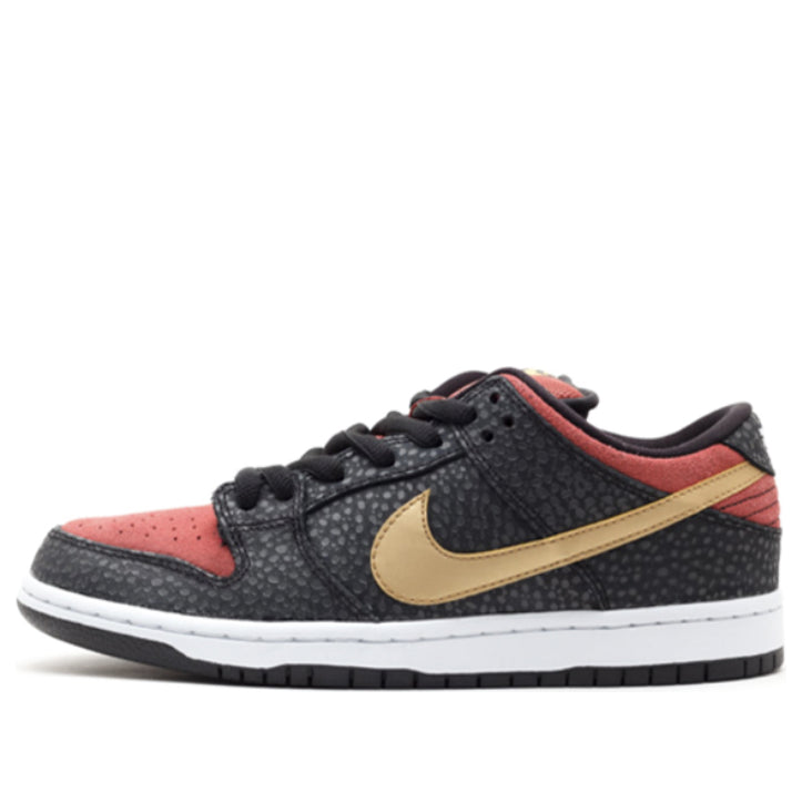 Nike Dunk Low Premium SB QS 'Walk Of Fame'  504750-076 Iconic Trainers